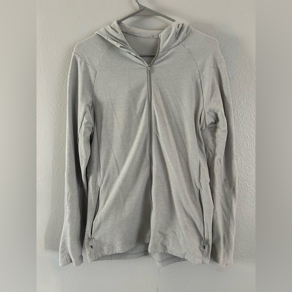 Lululemon reflective zip up long sleeve grey.